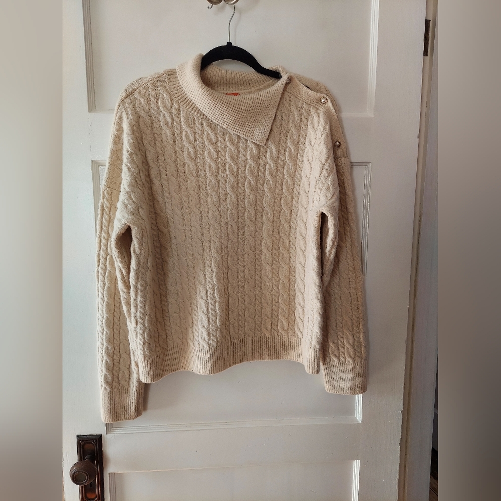 Classic Cable Knit Turtleneck Sweater - Cream